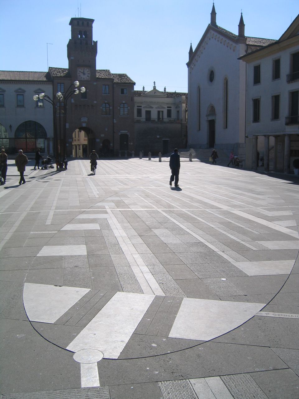 Meridiana Piazza Grande Oderzo